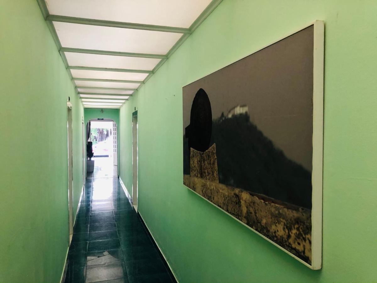 Tita'S Airport Hotel Картахена Экстерьер фото